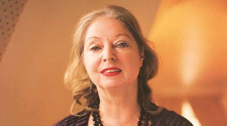 lareira de hilary, autor da lareira de hilary, espelho e luz da lareira de hilary, trilogia de cromwell da lareira de hilary, expresso indiano, notícias expressas indianas