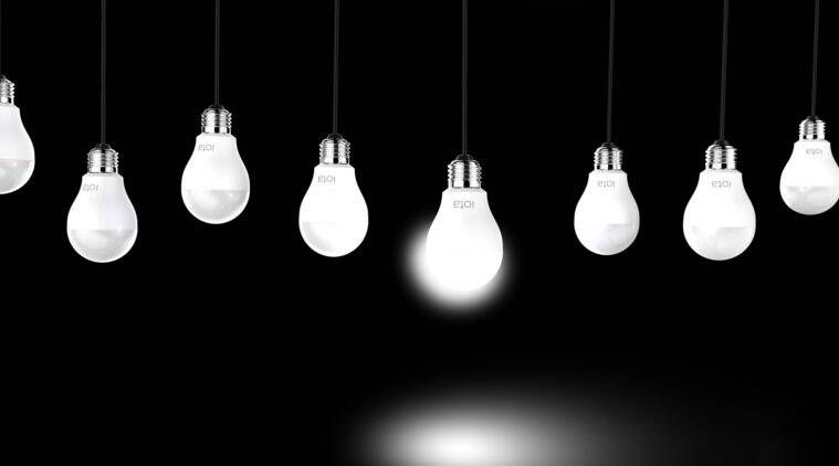 UJALA, notícias de Tamil Nadu, TN, TN UJALA, Energy Efficiency Services Limited, lâmpadas LED, lâmpada LED Tamil Nadu, Indian Express, notícias da Índia