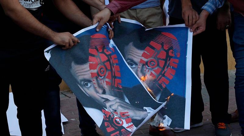 Comentários anti-islamismo de Emmaneul Macron, Boicote à França, comentários muçulmanos de Macron, Macron e Islã, assassinato de professor em Paris, Indian Express