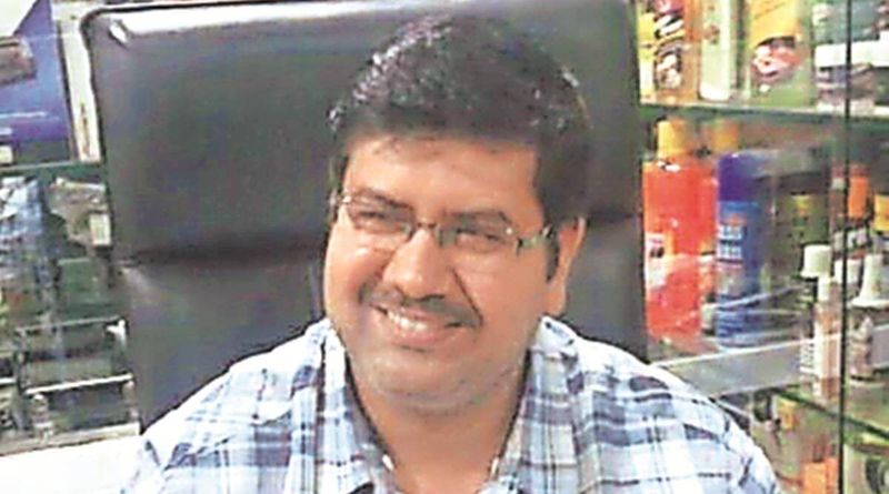 Caso de assassinato de Mansukh Hiren, residente de Thane, Antilia, Escorpião roubado, riacho Kalwa, Mansukh Hiren, Mukesh Ambani, Polícia de Mumbai, expresso indiano