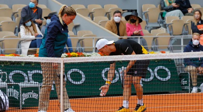 Roland Garros, French Open, Hawk eye technology French Open, French Open news, Djokovic on árbitros, Djokovic French Open, Indian Express