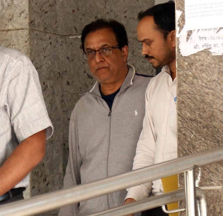 Sim Crise do banco, Rana Kapoor, Rana Kapoor presa, Sim Retirada do banco limitada, Sim Fiasco do banco, Sim Banco RBI, Notícias de negócios, Indian Express