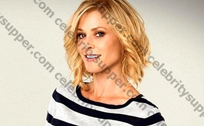 Julie Bowen Networth