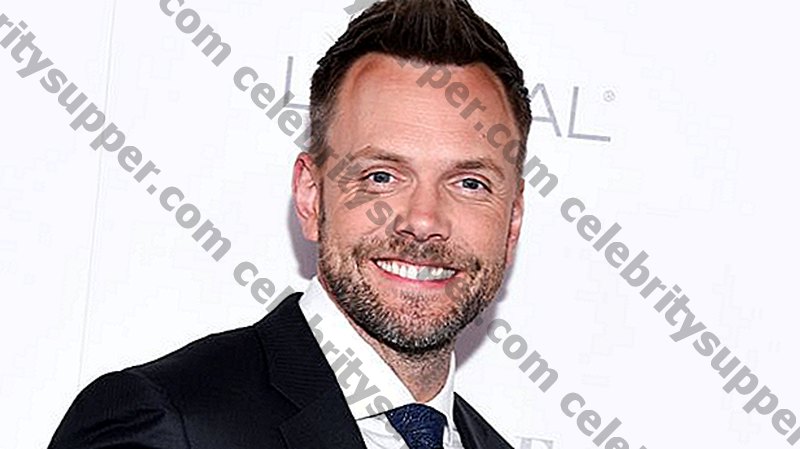 Joel McHale Networth