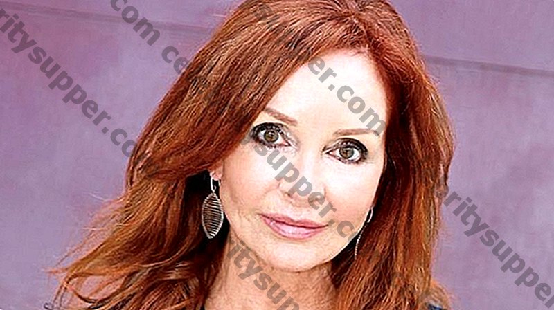 Jacklyn Zeman Networth