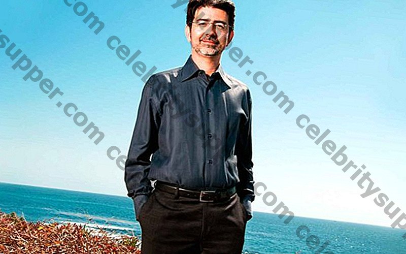 Pierre Omidyar Networth