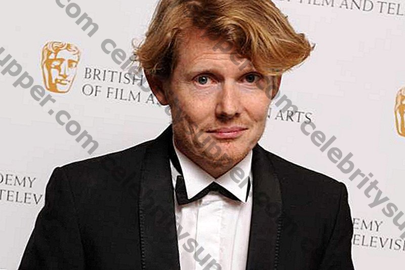Julian Rhind-Tutt Networth