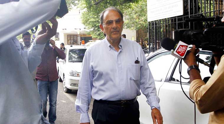 Nusli Wadia, Nusli Wadia TATA, Wadia TATA, Cyrus Mistry, Mistry, Mistry TATA, Ratan Tata, Tata Sons, grupos TATA, notícias expressas indianas