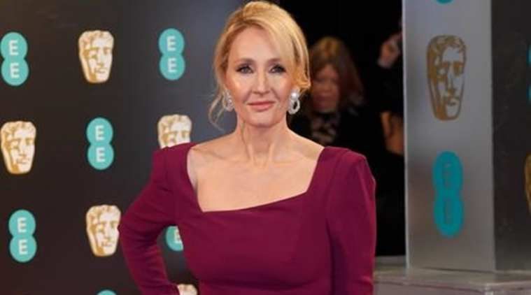 jk rowling, harry potter, tweets de jk rowling, tweet transfóbico de jk rowling, ensaio de jk rowling, vítima de abuso sexual de jk rowling, expresso indiano, notícias expressas indianas