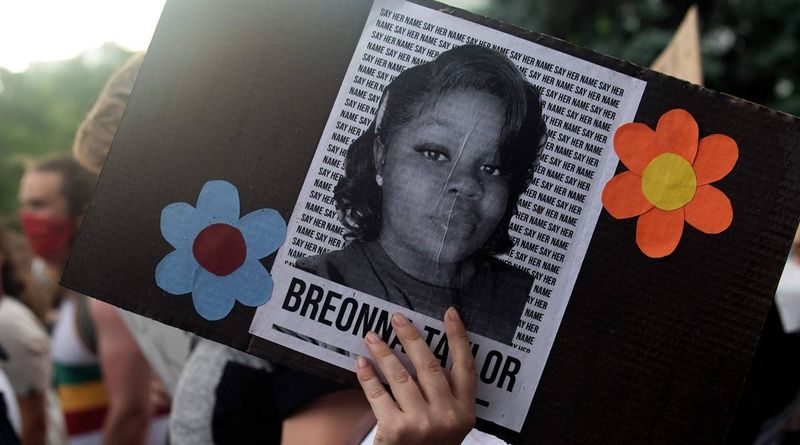 Editora não distribuirá livro por oficial do ataque de Breonna Taylor