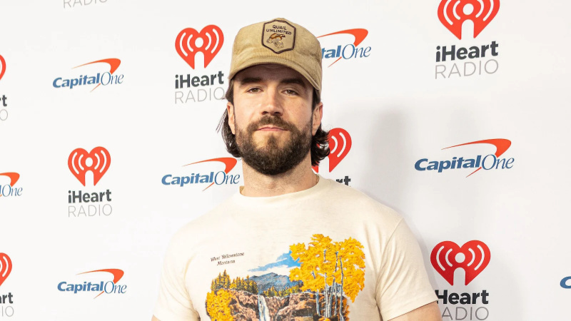 Sam Hunt compartilha fotos raras da filha Lucy Louise e da esposa grávida Hannah Lee Fowler antes do segundo bebê