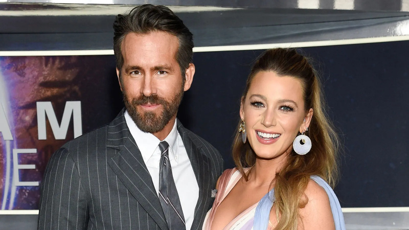  Ryan Reynolds e Blake Lively's Daughters Are 'Ready' for Baby No. 4: 'They're In'