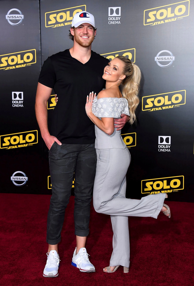   Witney Carson Carson McAllister Solo Estreia Maior