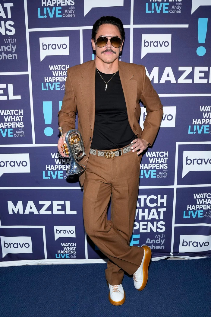Vanderpump Rules’ Tom Sandoval e Kristen Doute’s Relationship Timeline – From Dating Costars, Cheating Scandals and More – 357