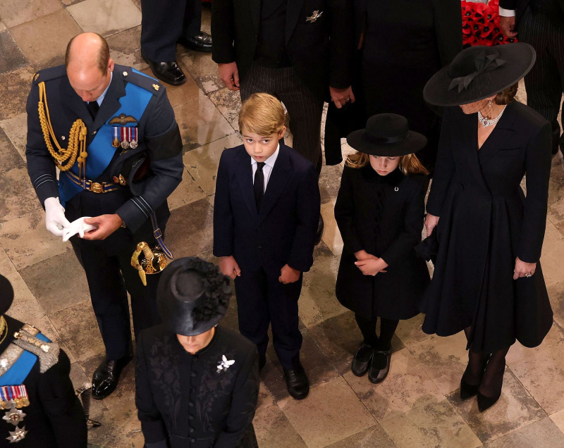 Destaque o funeral da rainha Elizabeth II todas as fotos emocionais