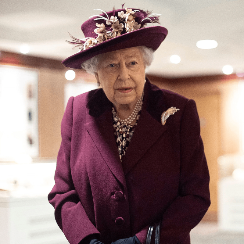 Funeral da rainha Elizabeth II chega a um fim emocionante