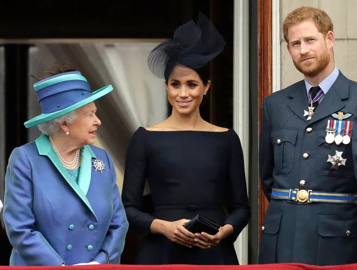   Príncipe Harry e Meghan Markle lembram que não tiveram permissão para ver a rainha em 2020 antes da saída real 2