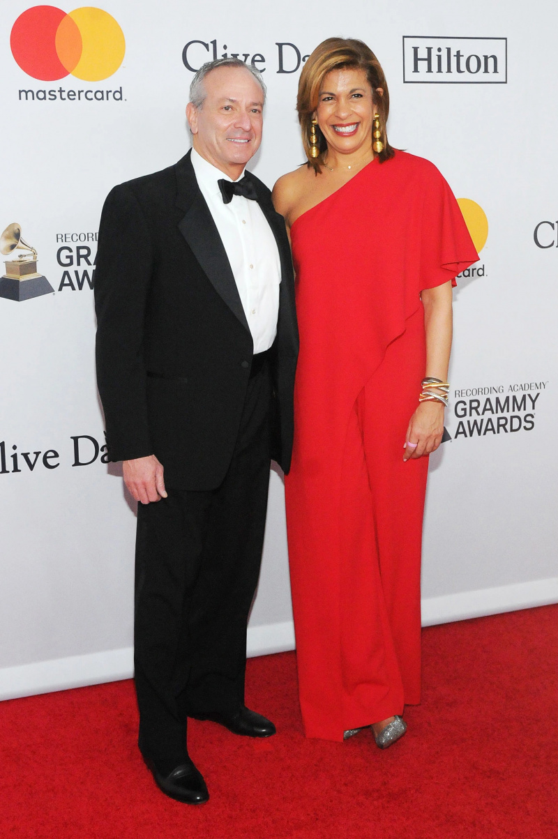   Hoda Kotb e Ex Joel Schiffman têm'Great' Coparenting Relationship During the Holidays- 'We Divvy It Up' 577 Pre-Grammy Gala and Grammy Salute to Industry Icons Presented by Clive Davis and The Recording Academy, Arrivals, New York, USA - 27 Jan 2018