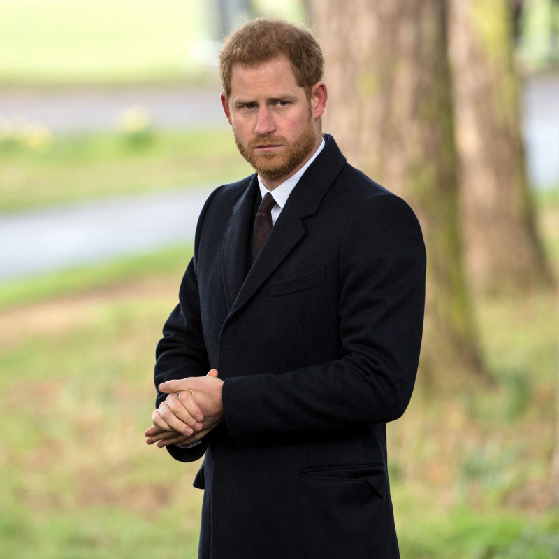 Príncipe Harry reage após ser impedido de usar uniforme militar para a rainha Elizabeth II's Funeral