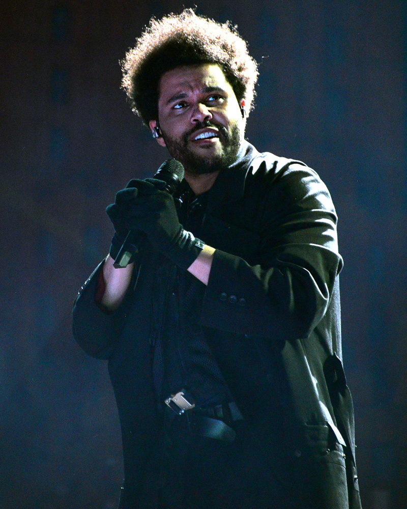   The Weeknd interrompe show no meio do show depois de perder a voz:'I Can't Give You the Concert I Want to Give You'