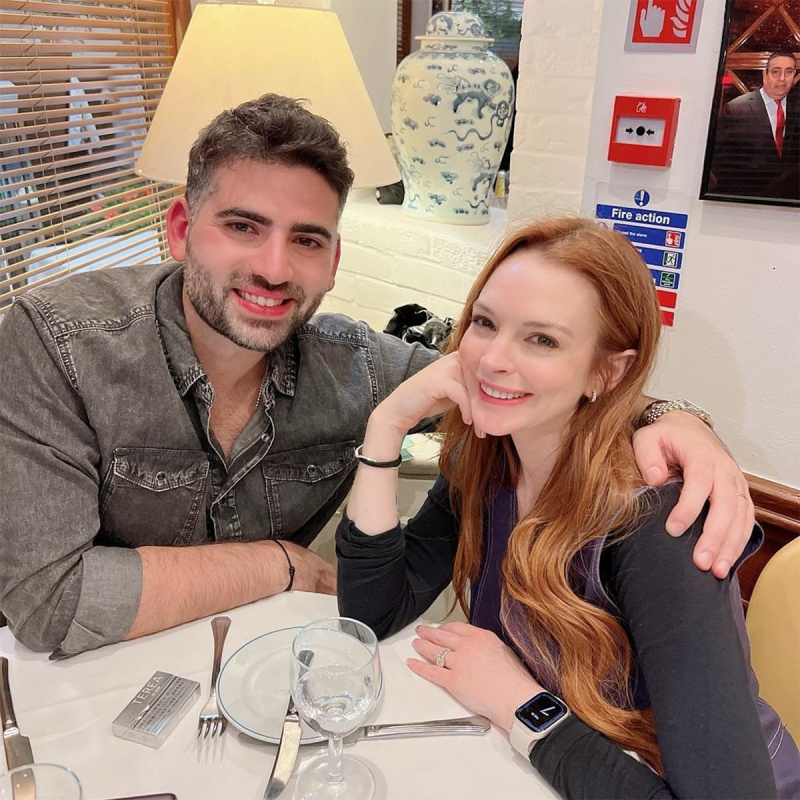 Lindsay Lohan desfruta de jantar com seu rei Badar Shammas em Londres
