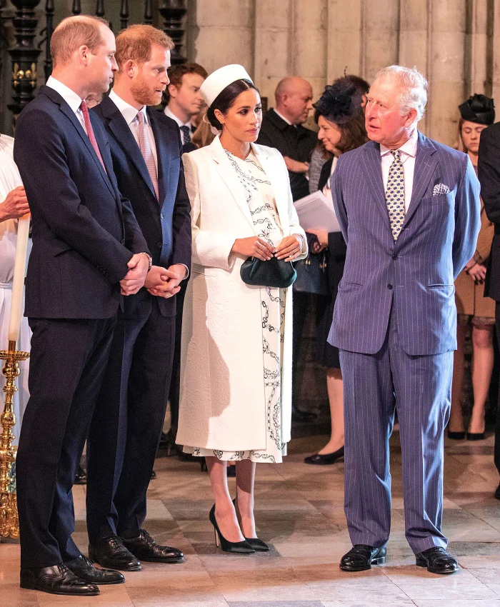  Príncipe Harry diz que príncipe William King Charles III ficou furioso com declaração defendendo Meghan Markle do racismo