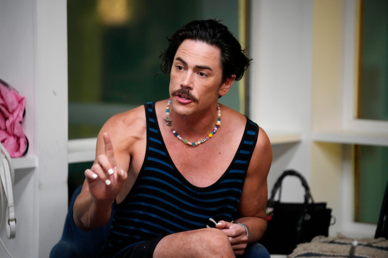 Marca de unhas OPI zomba da reação polonesa de Tom Sandoval em meio às consequências de Scandoval:'RIP Funny Bunny'