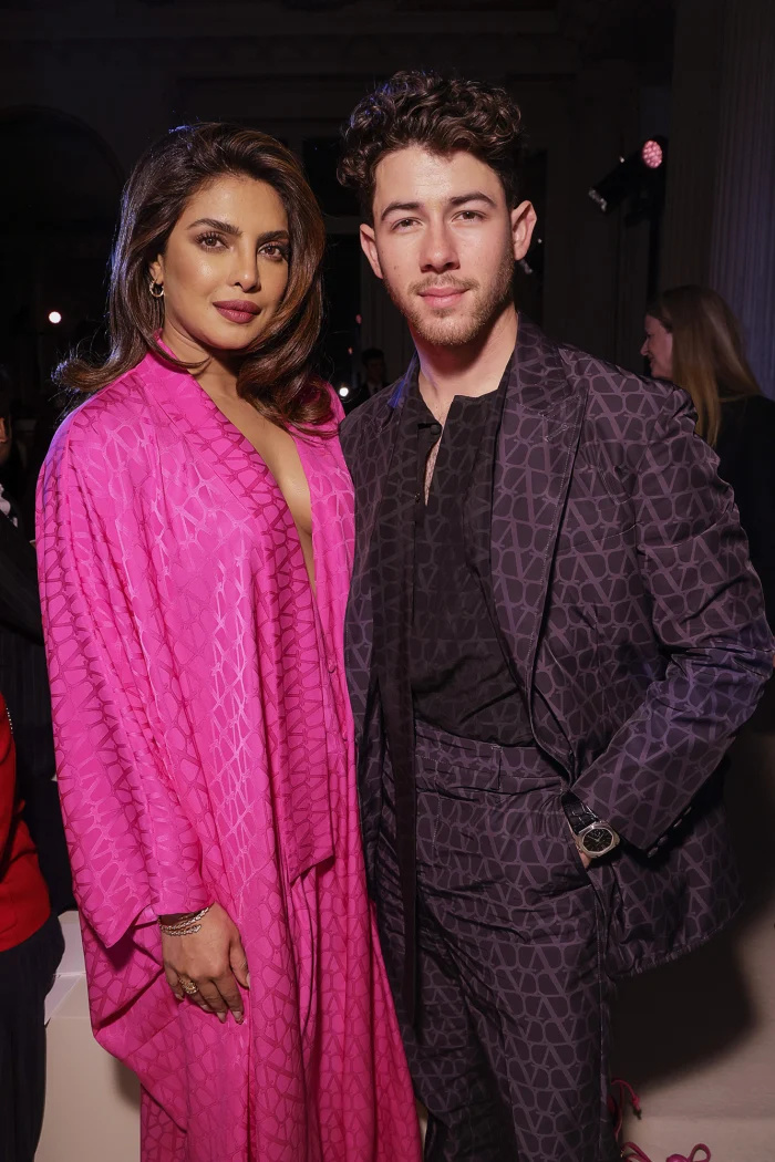 Como Priyanka Chopra e Nick Jonas 'maximizam' o tempo juntos em meio a agendas lotadas: a família é nossa 'prioridade'