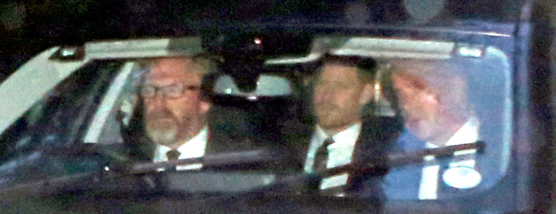 Príncipe Harry chega a Balmoral Rainha Elizabeth