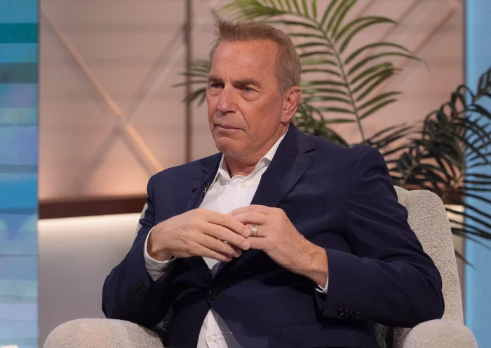   Kevin-Costner-s-esposa afastada-Christine-Baumgartner-está-tão-irritada---Duo-poderia-cara--amarga--Court-Battle-600