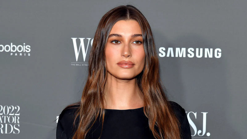   Hailey Bieber diz que'Struggled with a Little PTSD' After Blood Clot: 'It Was So Terrifying'