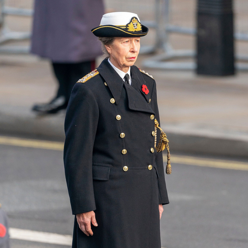 Princesa Anne faz história na Rainha Elizabeth II Vigil 2