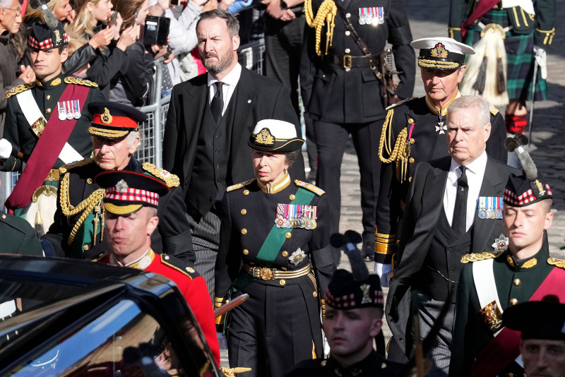 Princesa Anne faz história na Rainha Elizabeth II Vigil 3
