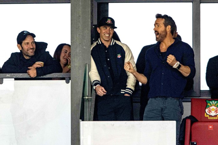   Ryan Reynolds e Rob McElhenney ficam emocionados após o Wrexham AFC vencer a promoção:'I'm Still a Little Speechless'