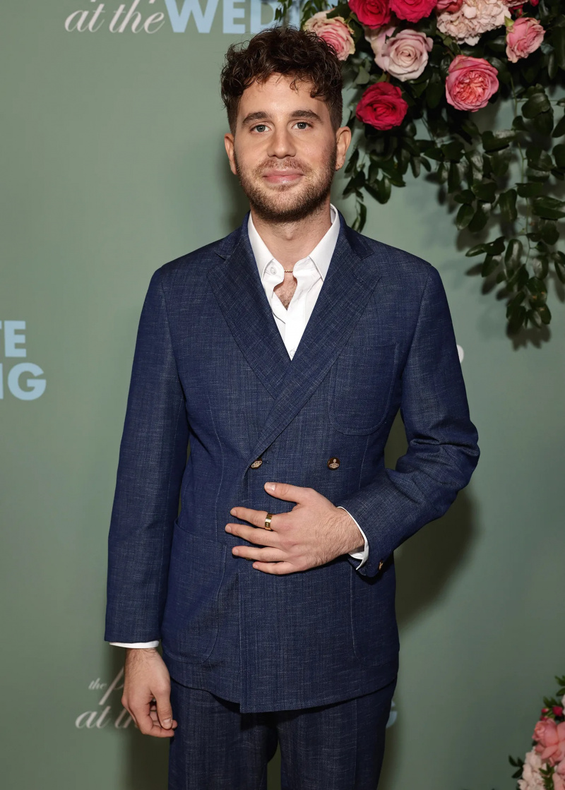   Ben Platt: 'Eu realmente noto todo o silêncio' em meio ao crescente anti-semitismo