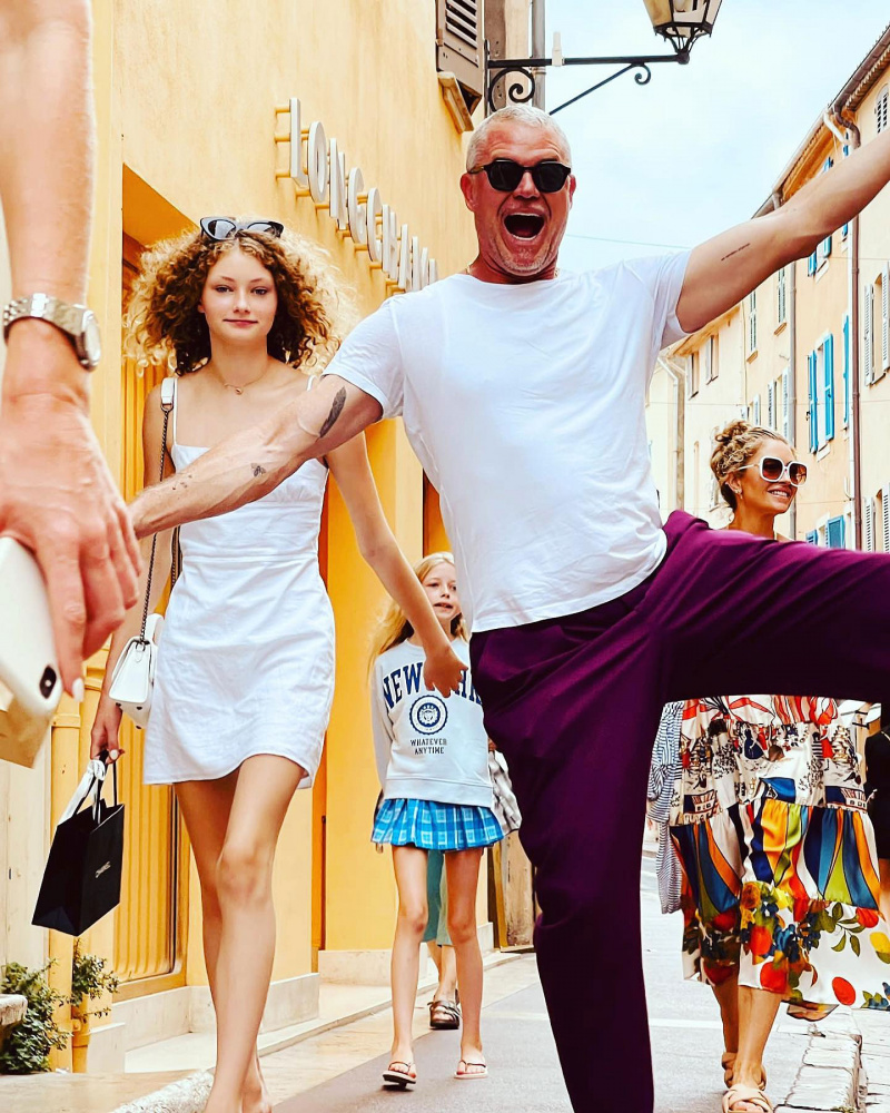   Rebecca Gayheart, ex-marido, Eric Dane, aproveita férias em família juntos