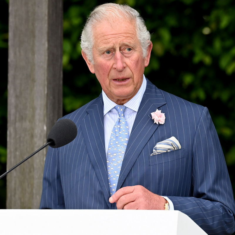 Príncipe Charles quebra o silêncio após a morte da rainha Elizabeth II: 'Um momento de maior tristeza'