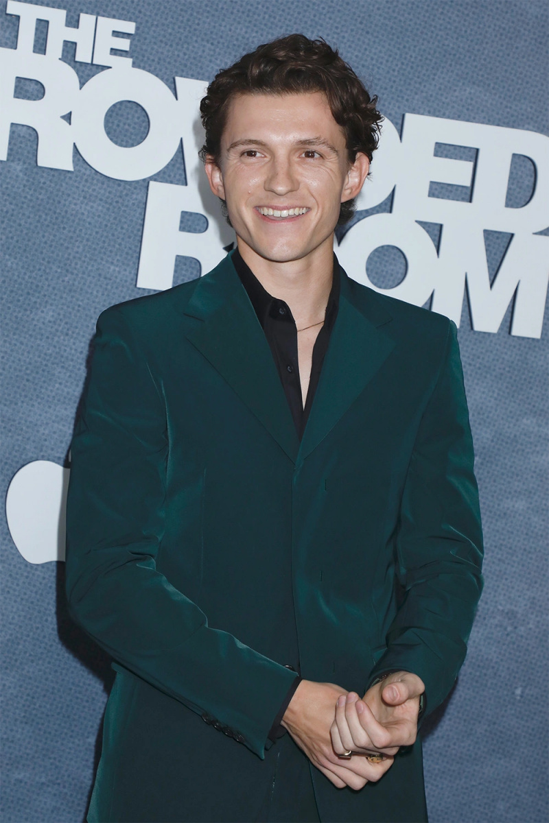 Tom Holland compartilha como ele realmente se sente sobre sua performance icônica de guarda-chuva