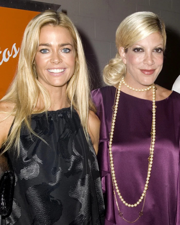   Tori Spelling se inscreve na conta OnlyFans de Denise Richards - e gastou mais de US $ 400 em gorjetas