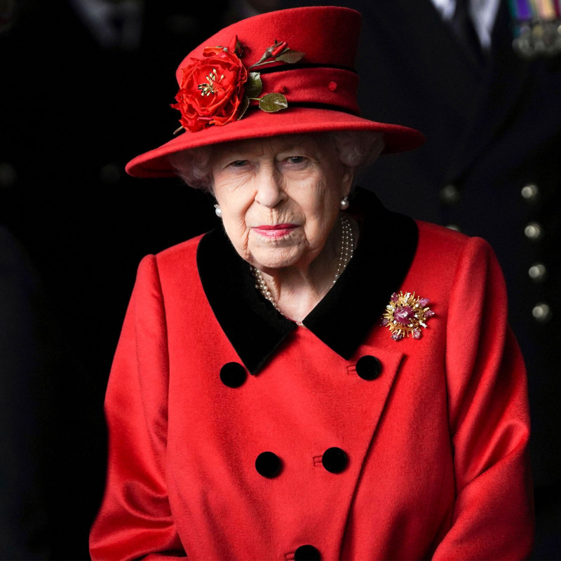Dignitários de todo o mundo reagem às preocupações com a saúde da rainha Elizabeth II