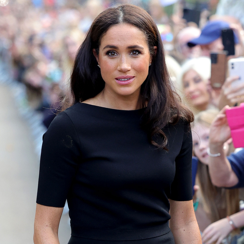   Meghan Markle coloca novos episódios de podcast em pausa após Queen's Death