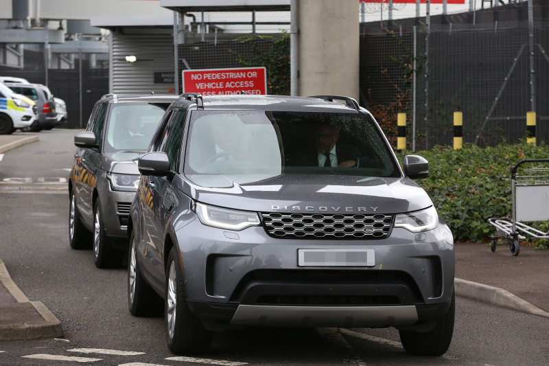 Príncipe Harry volta a Londres depois da rainha Elizabeth II's Death at Balmoral Castle