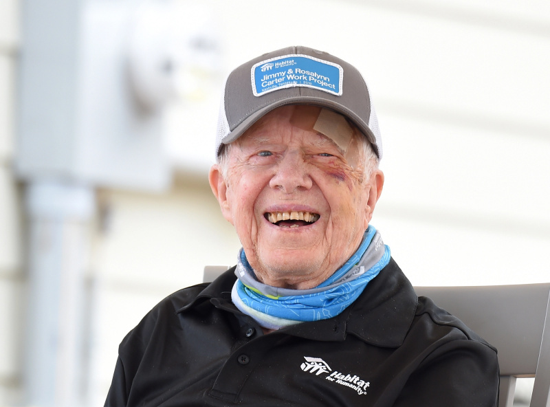   Jimmy Carter entra em cuidados paliativos