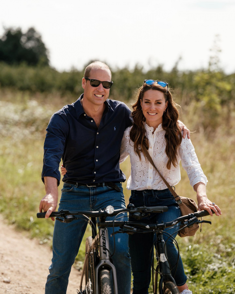 Príncipe William e princesa Kate celebram 12º aniversário de casamento com foto inédita