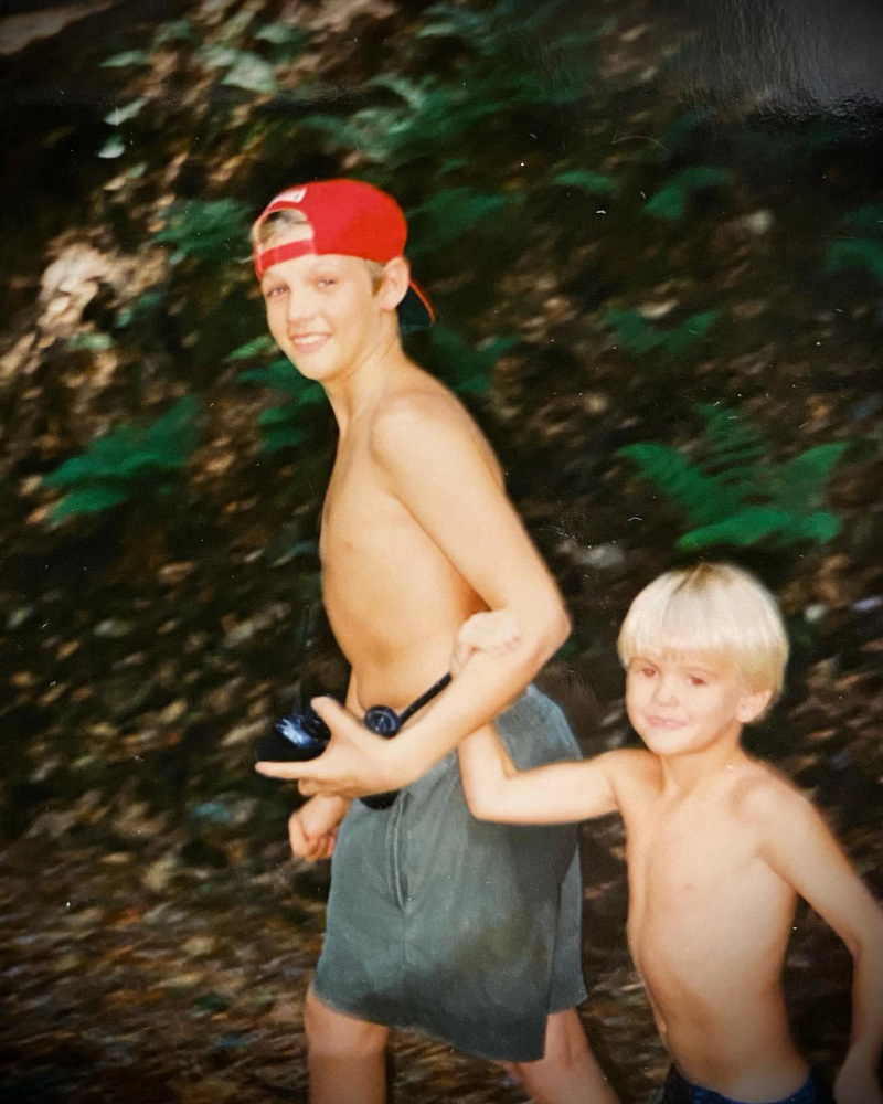 Nick Carter quebra o silêncio após o irmão Aaron Carter's Death: 'My Heart Has Been Broken'
