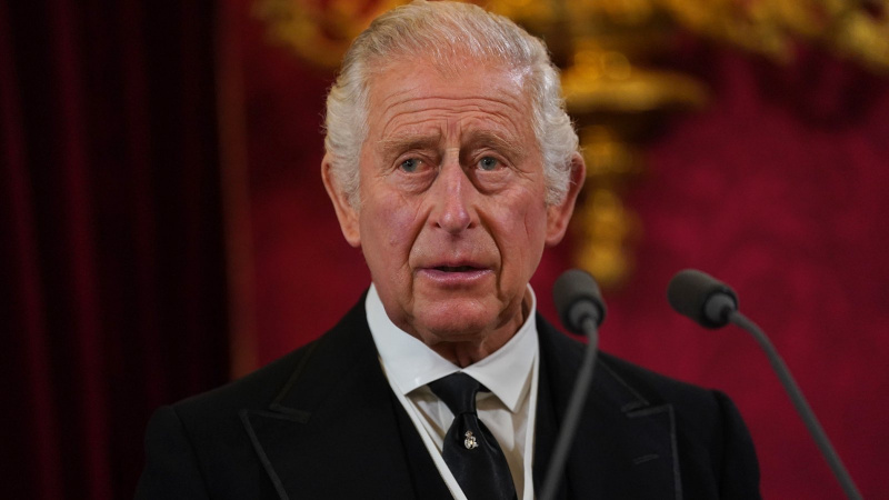 Rei Carlos III promete'Continue the Tradition' of the Monarchy As He Is Officially Proclaimed Monarch