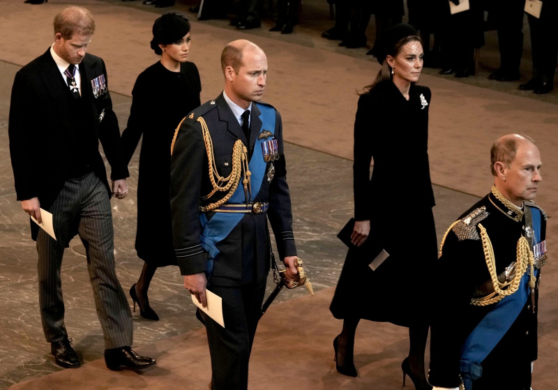 O relacionamento de Meghan Markle e da rainha Elizabeth II antes e depois de sua saída real: fotos