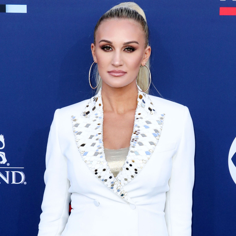   Brittany Aldean posta sobre não ficar calada sobre crenças em meio ao drama