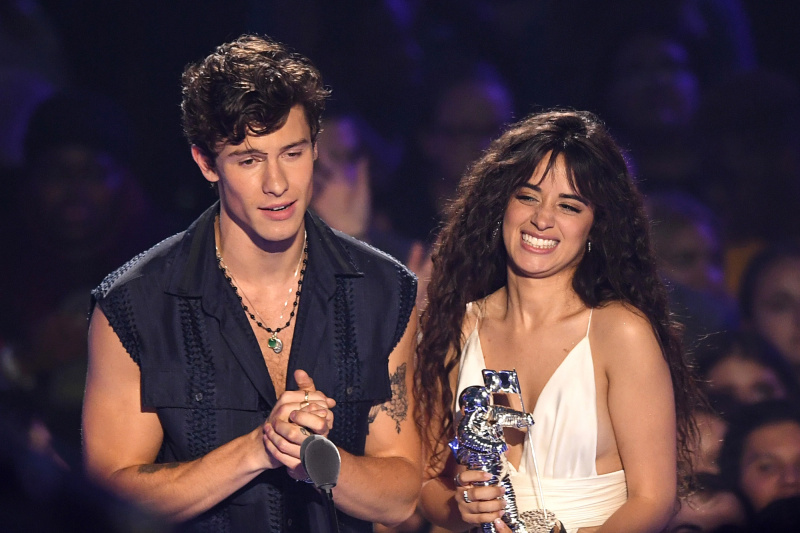   Linha do tempo do relacionamento de Shawn Mendes e Camila Cabello: como eles eram