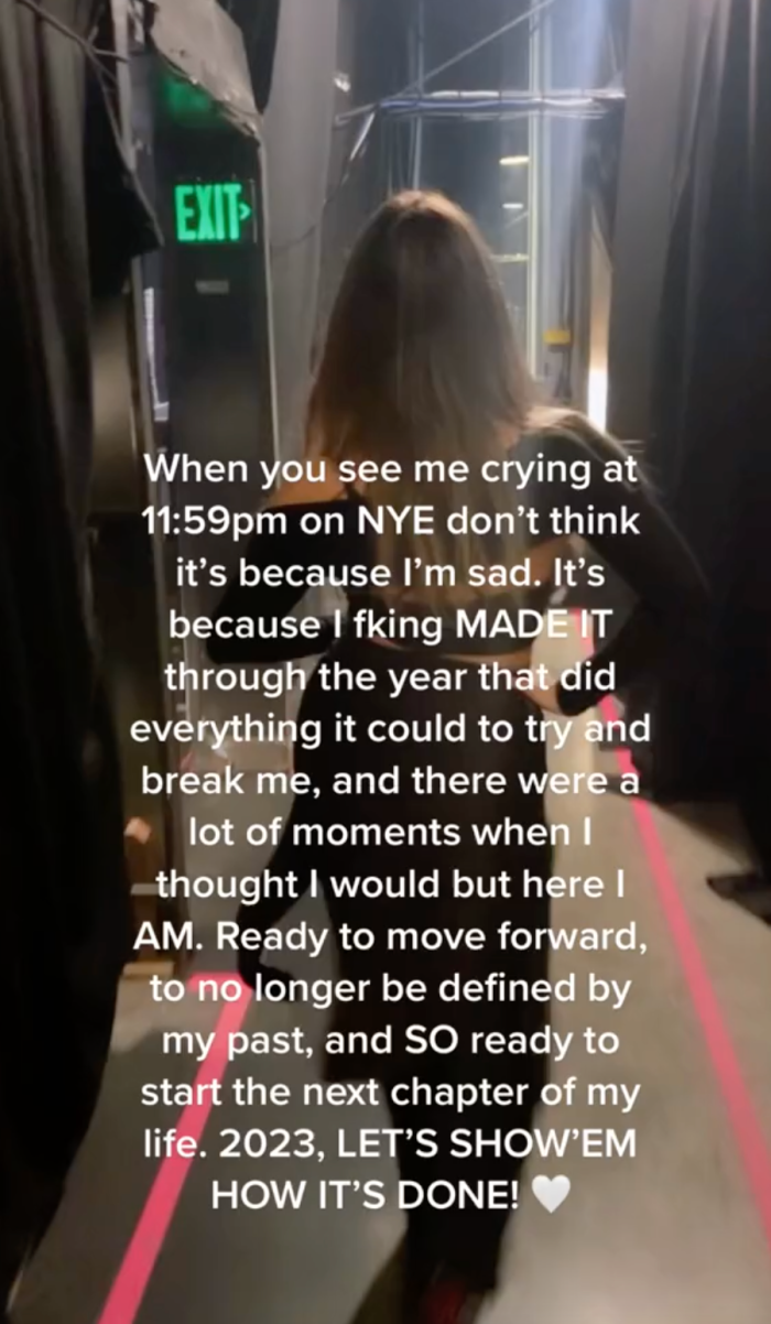 Cheryl Burke estará 'chorando' no NYE depois que ela 'F-king conseguiu' Post-Divorce